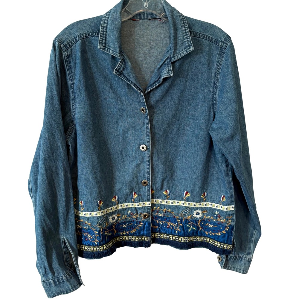Agapo Women's Vintage 90's Embroidered‎ Denim Jacket in Size M